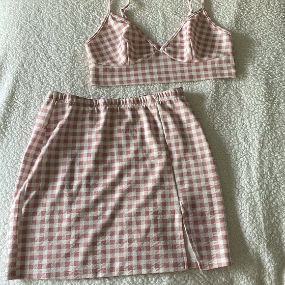 2 piece skirt&top set! - Picture 2 of 4